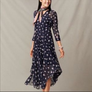 🚨 CAbi Dream Dress Size 6